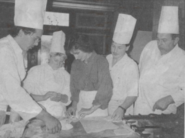 Margit Wolf im Sept. 1990 (Bildmitte)